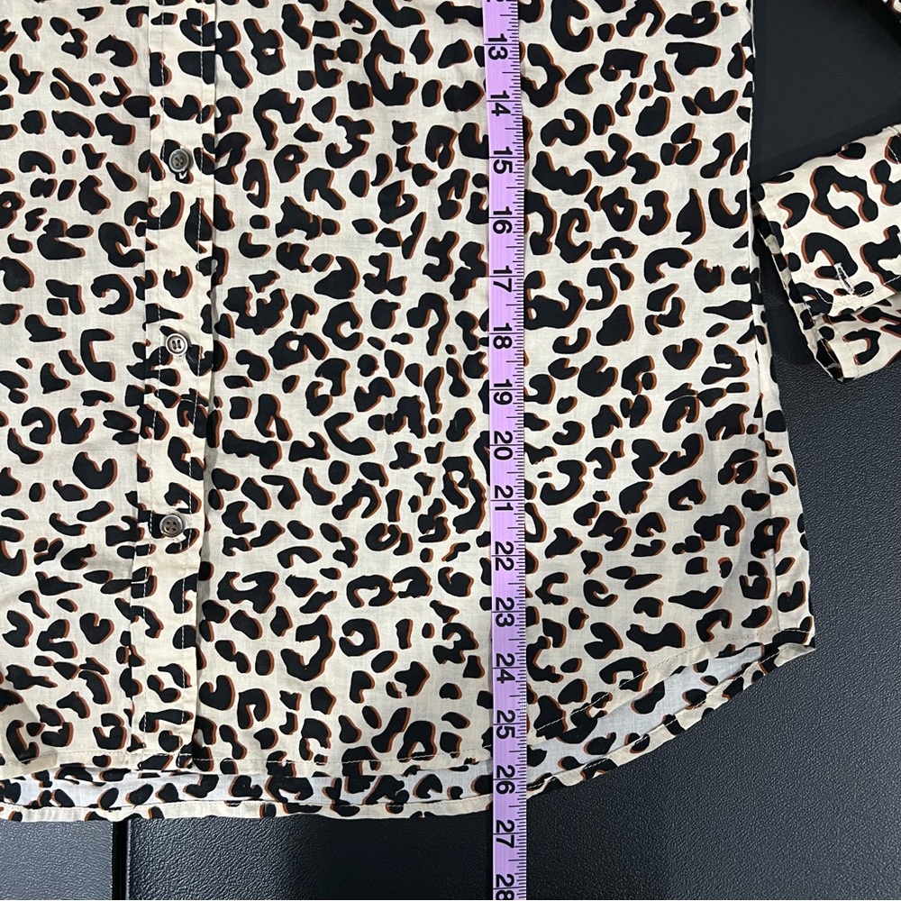 Nordstrom 1901 100% Cotton Leopard Button Down Blouse Size M - Picture 9 of 9